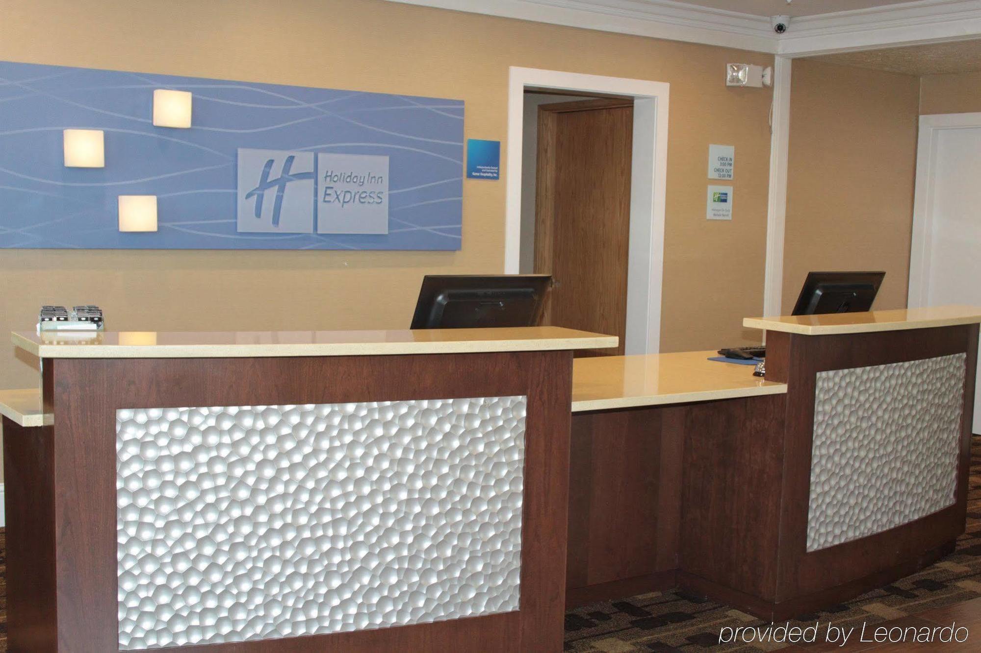 Holiday Inn Express Corning By Ihg Exterior foto